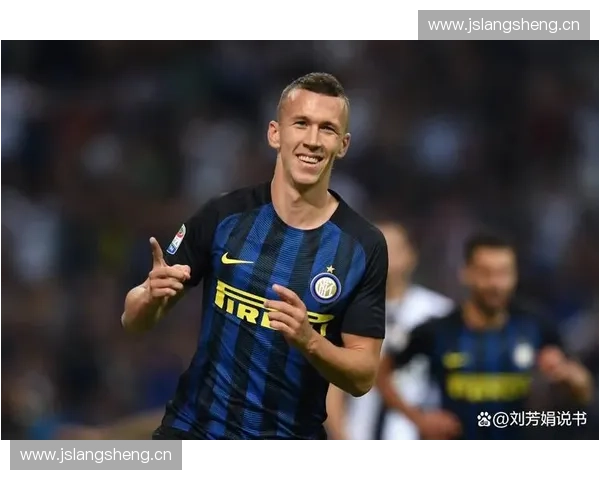 世界杯直播全程实时更新，精彩赛事瞬间直击，赛场风云尽收眼底